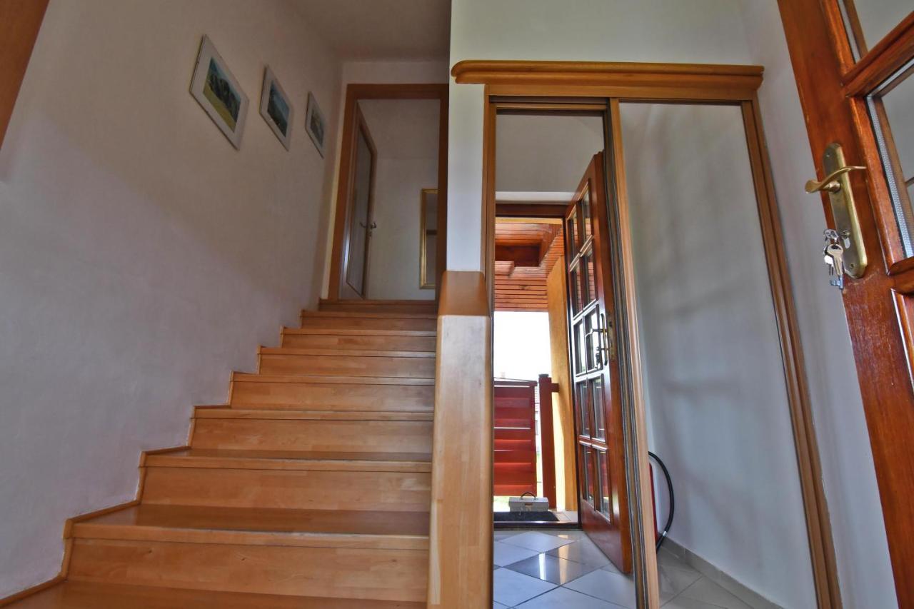 Vip Apartmany Besenova Exterior foto