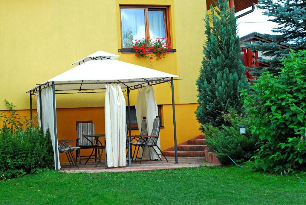 Vip Apartmany Besenova Exterior foto