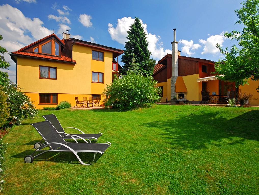 Vip Apartmany Besenova Quarto foto
