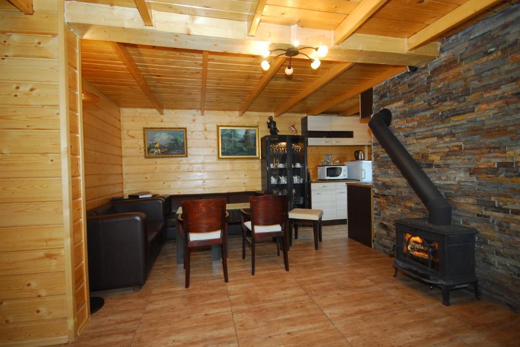 Vip Apartmany Besenova Exterior foto